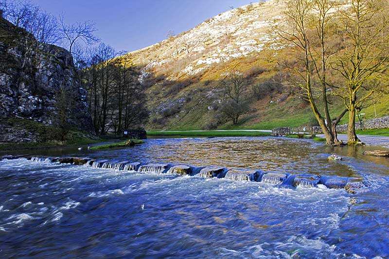 dovedale-stepping-stones-stepping-stones-dovedale-derbyshire-dales-one-of-dovedales-most-popular