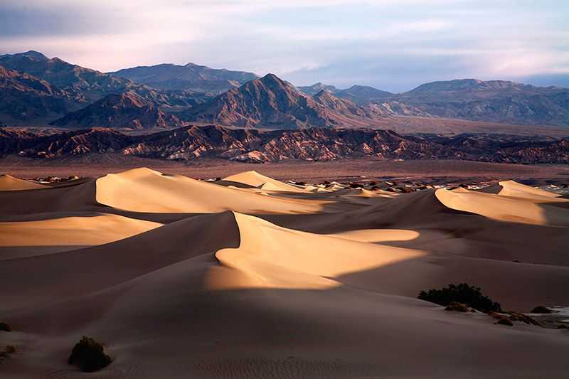 death-valley-national-park-sand-dunes-in-death-valley