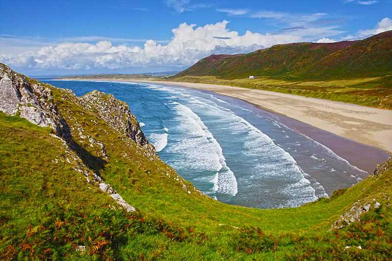 rhossili-beach-rhossili-bay-at-the-far-west-of-gower-faces-rolling-atlantic-breakers