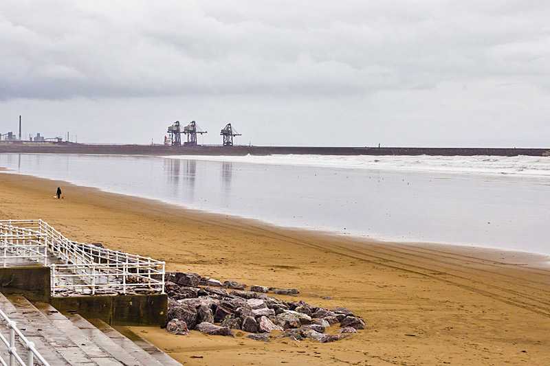 aberafan-beach-steel-works-at-port-talbot-south-wales