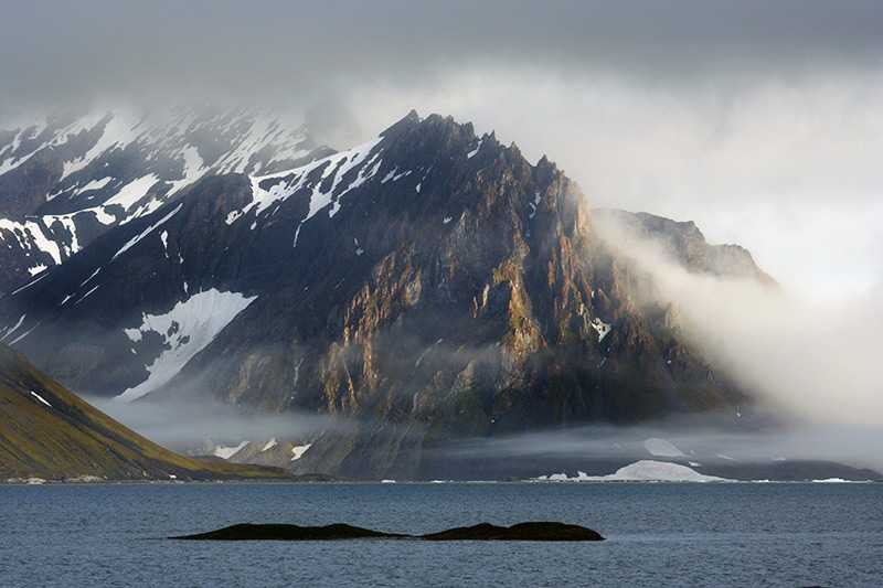 svalbard-islands-views-around-spitsbergen-at-the-arctic-circle