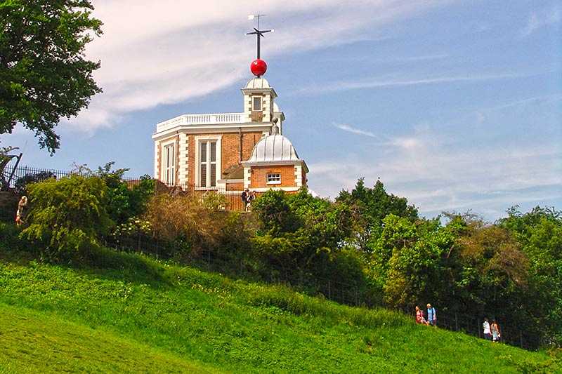 greenwich-park-view-of-greenwich-observatory-in-the-park-with-the-same-name