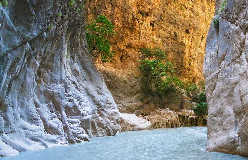 Inside Saklikent canyon. River flows along canyon, Saklikent, Turkey © Alexander Khripunov  Dreamstime.com_