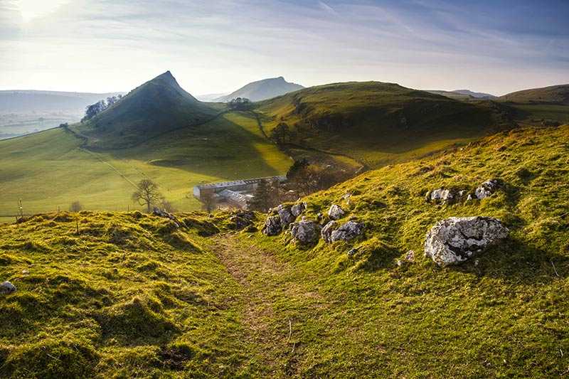 chrome-hill-stunning-landscape-of-chrome-hill-and-parkhouse-hill-dragon039s-back-in-peak-district-in_3