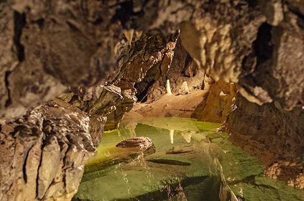 Exploring the Vallorbe Caves in Switzerland