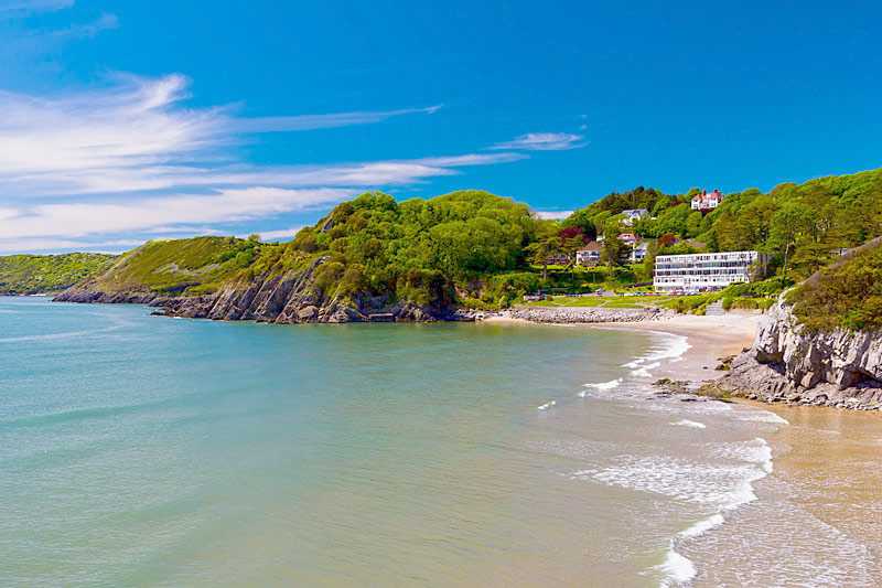 caswell-bay-amp-beach-beautiful-sunny-day-overlooking-caswell-bay-gower-peninsula-wales-uk_2