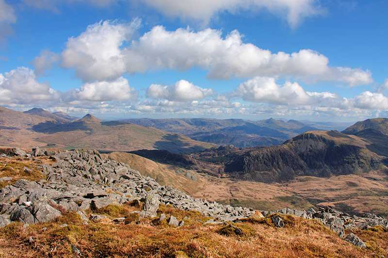 snowdonia-national-park-llynnau-cwm-silyn-and-craig-cwn-silyn