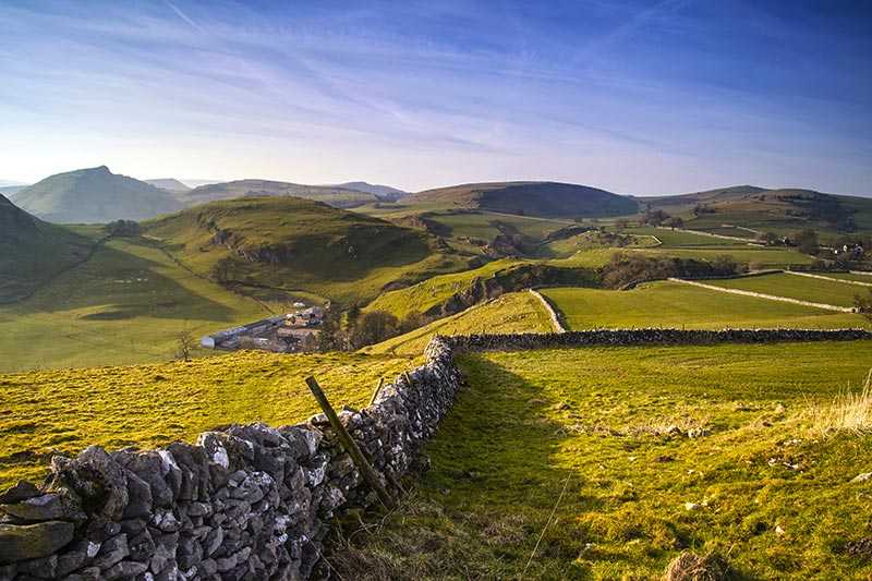 chrome-hill-stunning-landscape-of-chrome-hill-and-parkhouse-hill-dragon039s-back-in-peak-district-in_2
