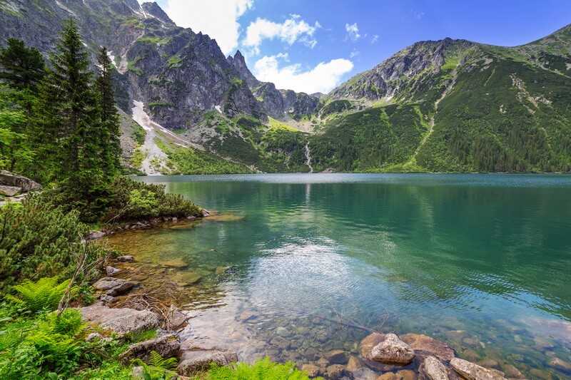 Eye of the Sea lake in Tatra mountains, Poland © Patryk Kosmider  Dreamstime.com_